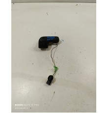 Кнопка открывания багажника