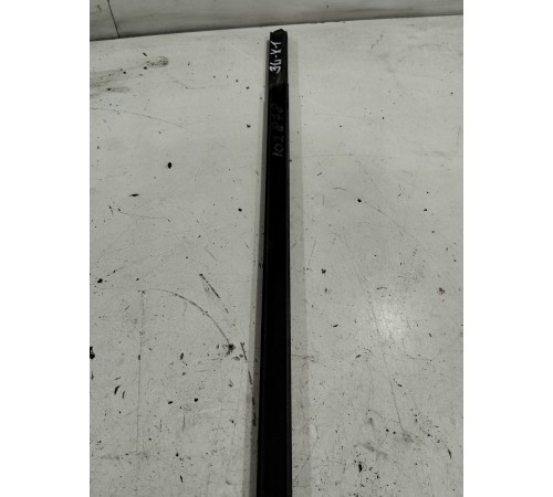 Уплотнитель стекла (задний левый наружный)