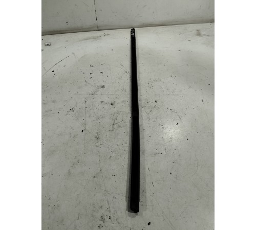 Уплотнитель стекла (задний левый наружный)