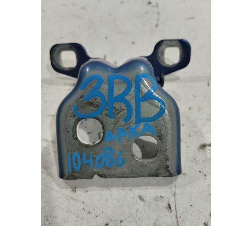 Петля двери(задняя правая верхняя)