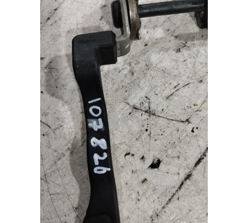 Рычаг регулировки рулевой колонки по высоте