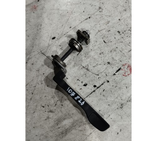 Рычаг регулировки рулевой колонки по высоте