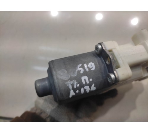 Моторчик стеклоподъемника(передний правый)