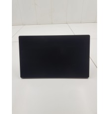 Информационный дисплей монитор мультимедийный