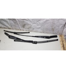 Поводок стеклоочистителя