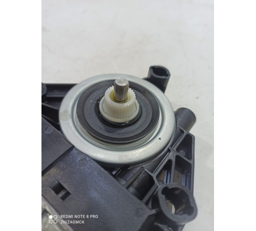 Моторчик стеклоподъемника (передний левый)