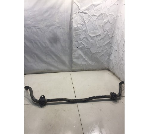 Стабилизатор передний