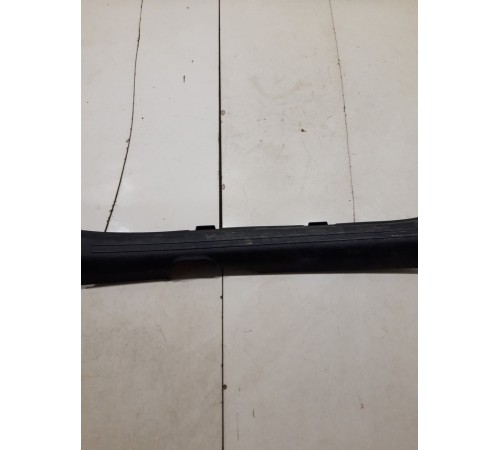 Накладка порога (передняя левая)