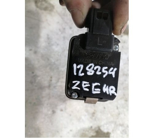 Плафон потолочный левый