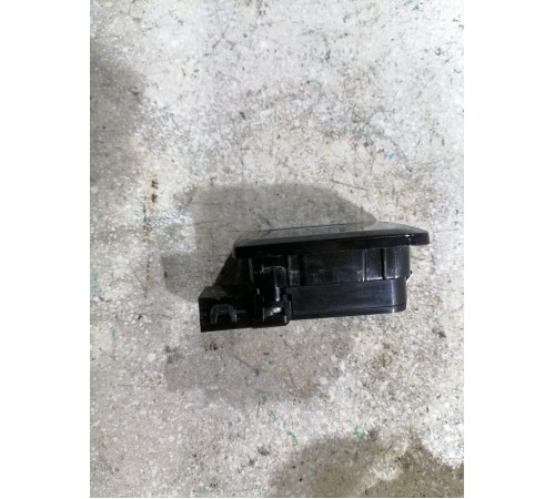 Плафон потолочный левый