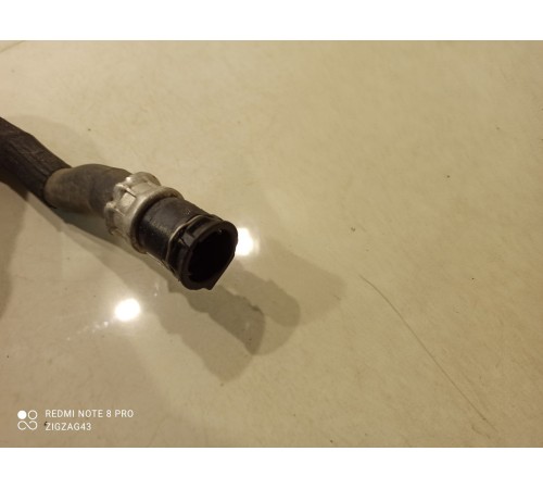 Патрубок системы охлаждения