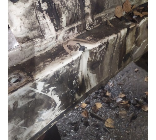 Лонжерон(передний правый)