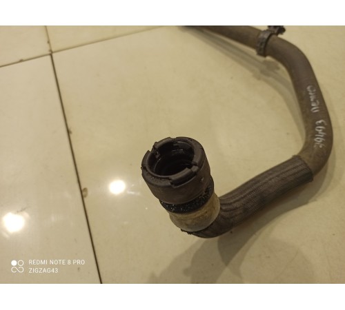 Патрубок системы охлаждения