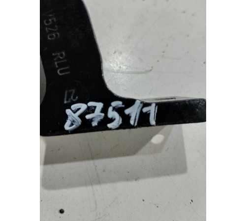 Петля двери(задняя левая верхняя)