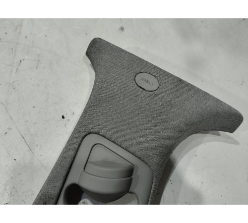 Обшивка центральной стойки(левая верхняя)