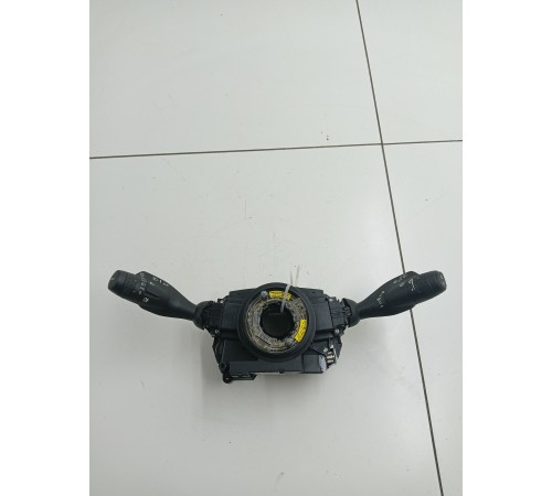 Подрулевой переключатель