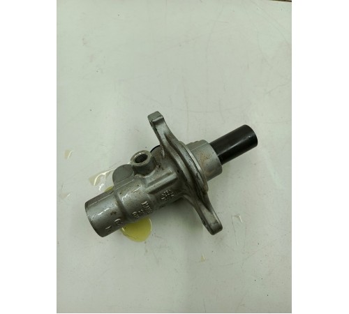 Главный тормозной цилиндр