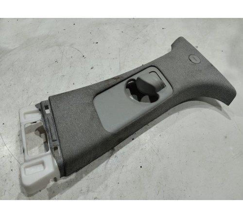 Обшивка центральной стойки(левая верхняя)