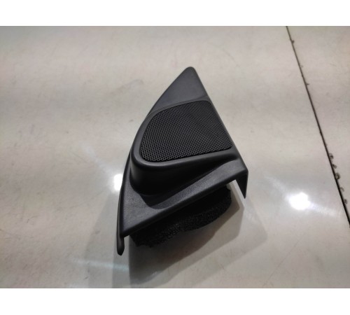 Динамик двери (передний, правый)