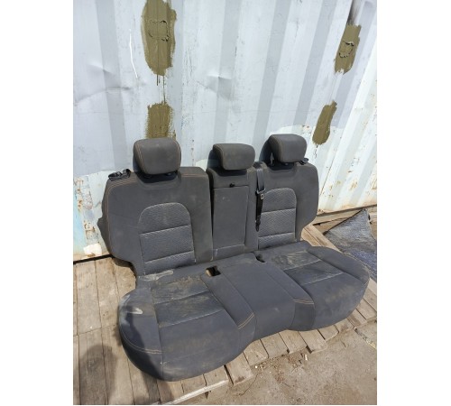 Задний ряд сидений