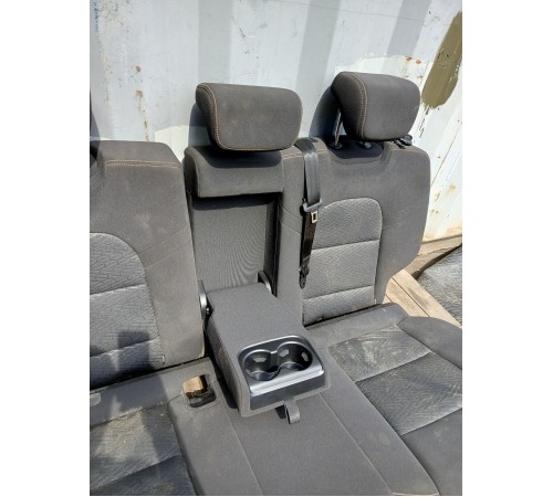 Задний ряд сидений