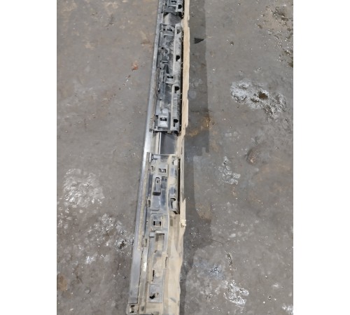 Накладка порога левая