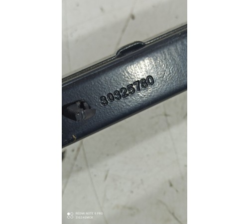 Направляющая сдвижной двери правая