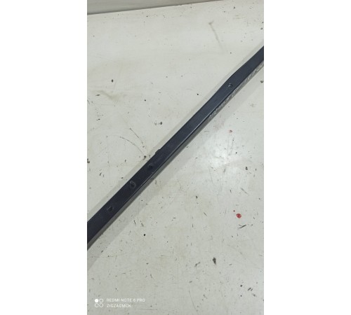 Направляющая сдвижной двери правая