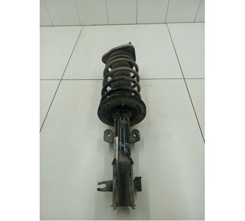 Амортизатор передний левый