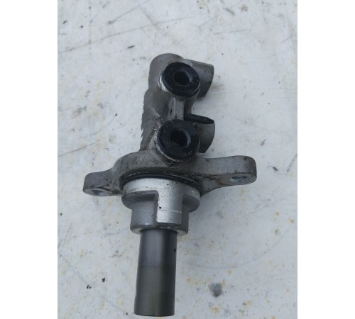 Главный тормозной цилиндр