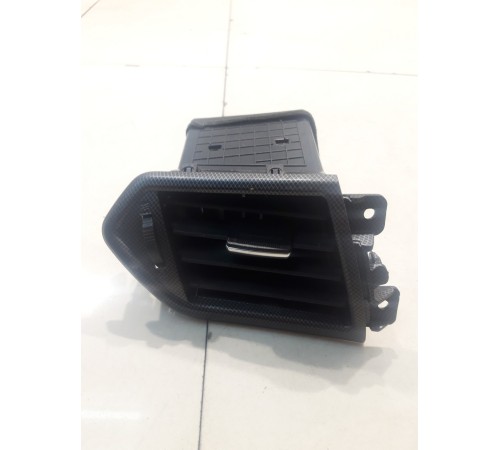 Воздушный дефлектор (левый)