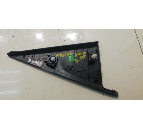 Уголок двери (задний, правый, внутренний)