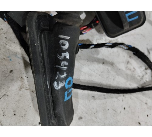 Электропроводка двери (передняя правая)