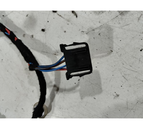 Электропроводка двери (передняя правая)