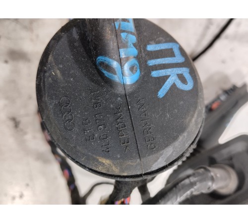 Электропроводка двери (передняя правая)