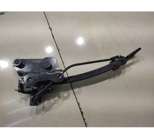 Замок спинки сиденья(задний левый)