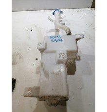 Бачок омывателя лобового стекла с горловиной