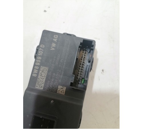 Блок управления крышкой багажника