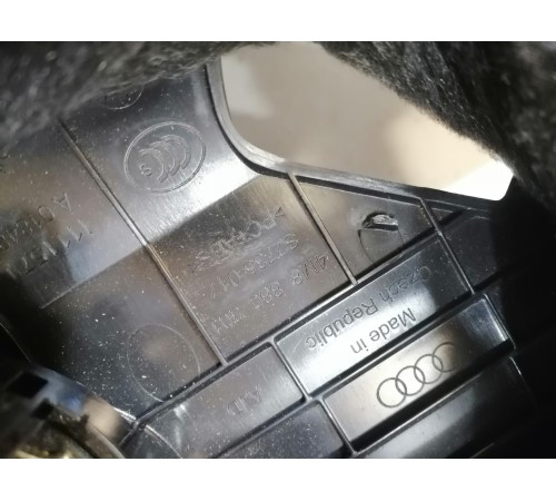 Накладка торпедо левая нижняя