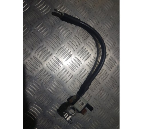 Клемма аккумулятора