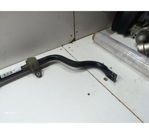 Стабилизатор передний