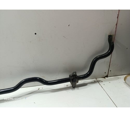 Стабилизатор передний