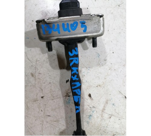 Ограничитель двери задний правый