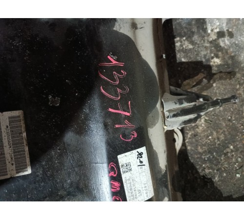 Балка подвески передняя (подрамник)