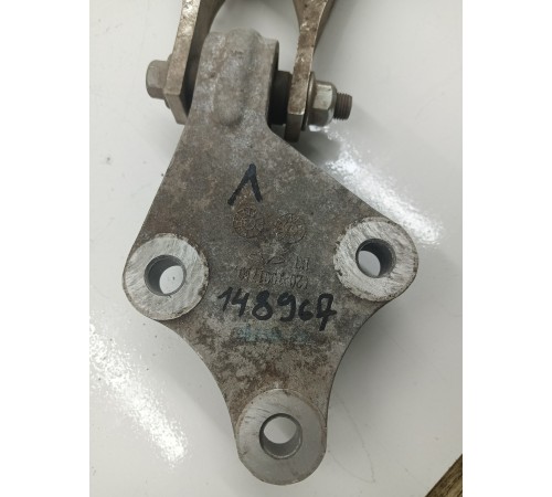 Опора двигателя задняя