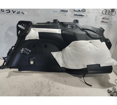 Обшивка багажника левая