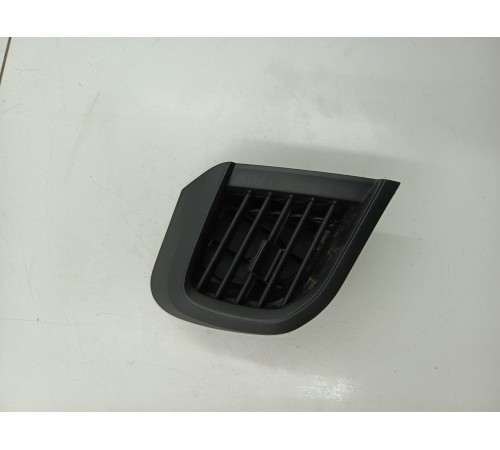 Дефлектор воздушный (левый)