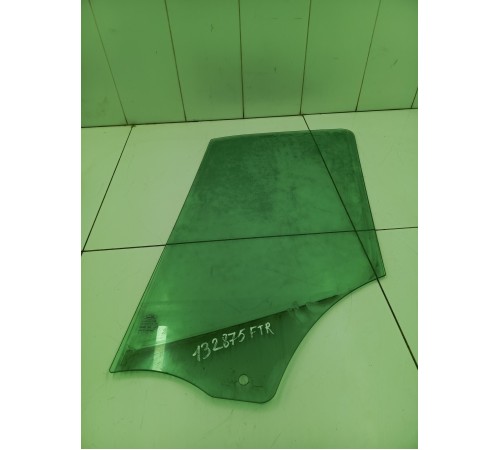 Стекло двери переднее правое