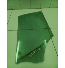 Стекло двери переднее правое