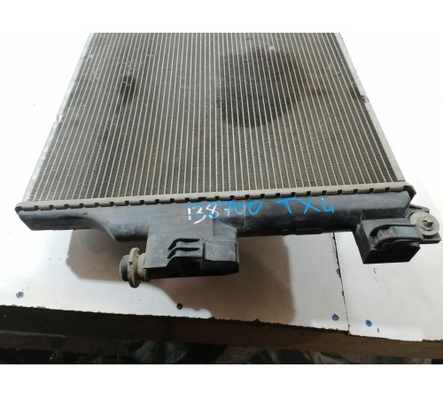 Радиатор охлаждения двигателя основной